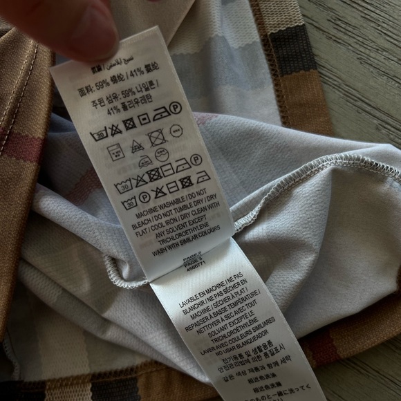 Burberry Top - Picture 9 of 10